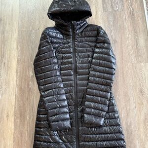 Women's Black Hooded Puffer Coat